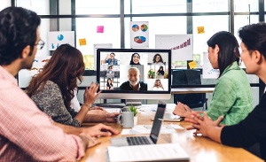 Colleagues collaborating in an online event